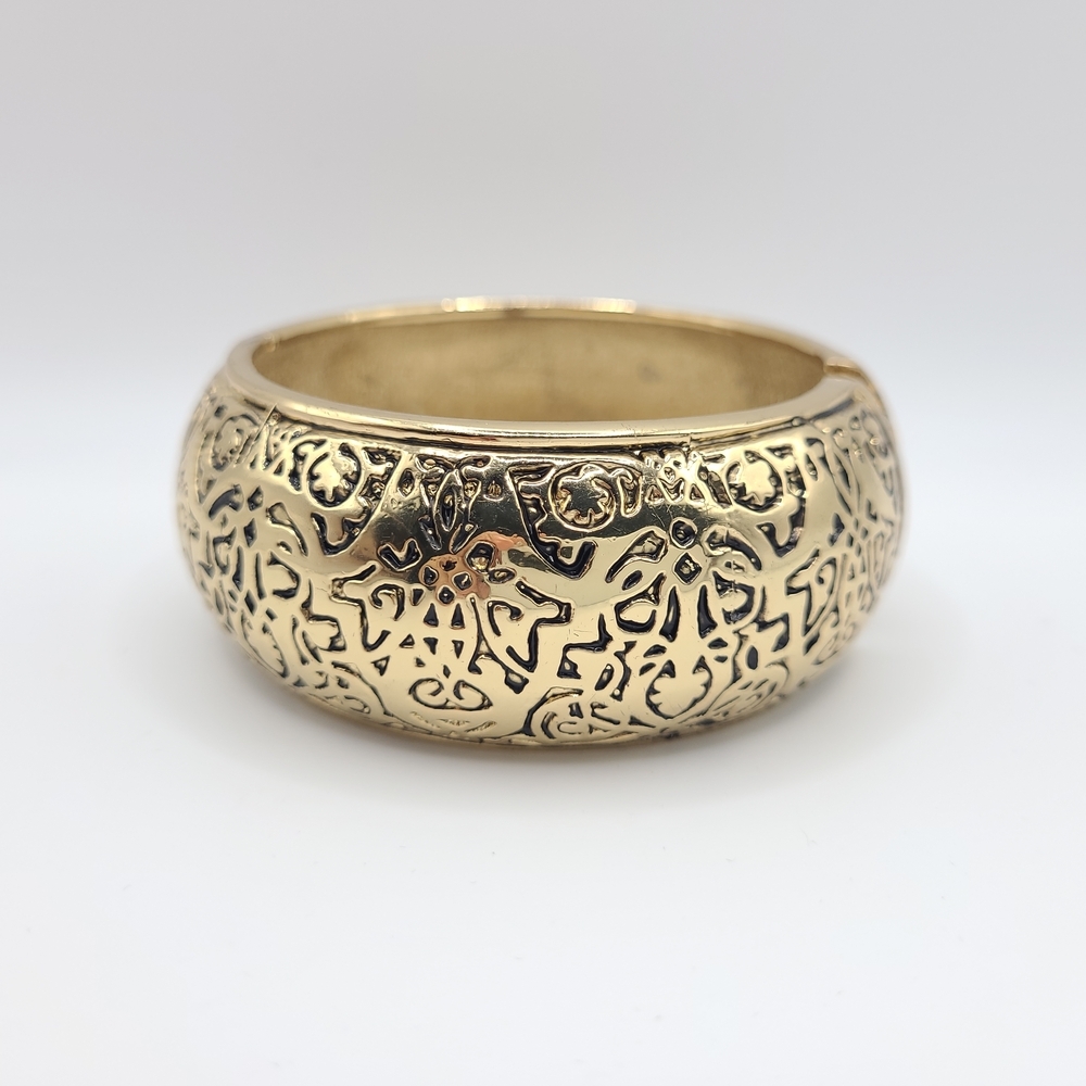 Chunky Gold Tone Cuff Bracelet Vintage Y2K Statement